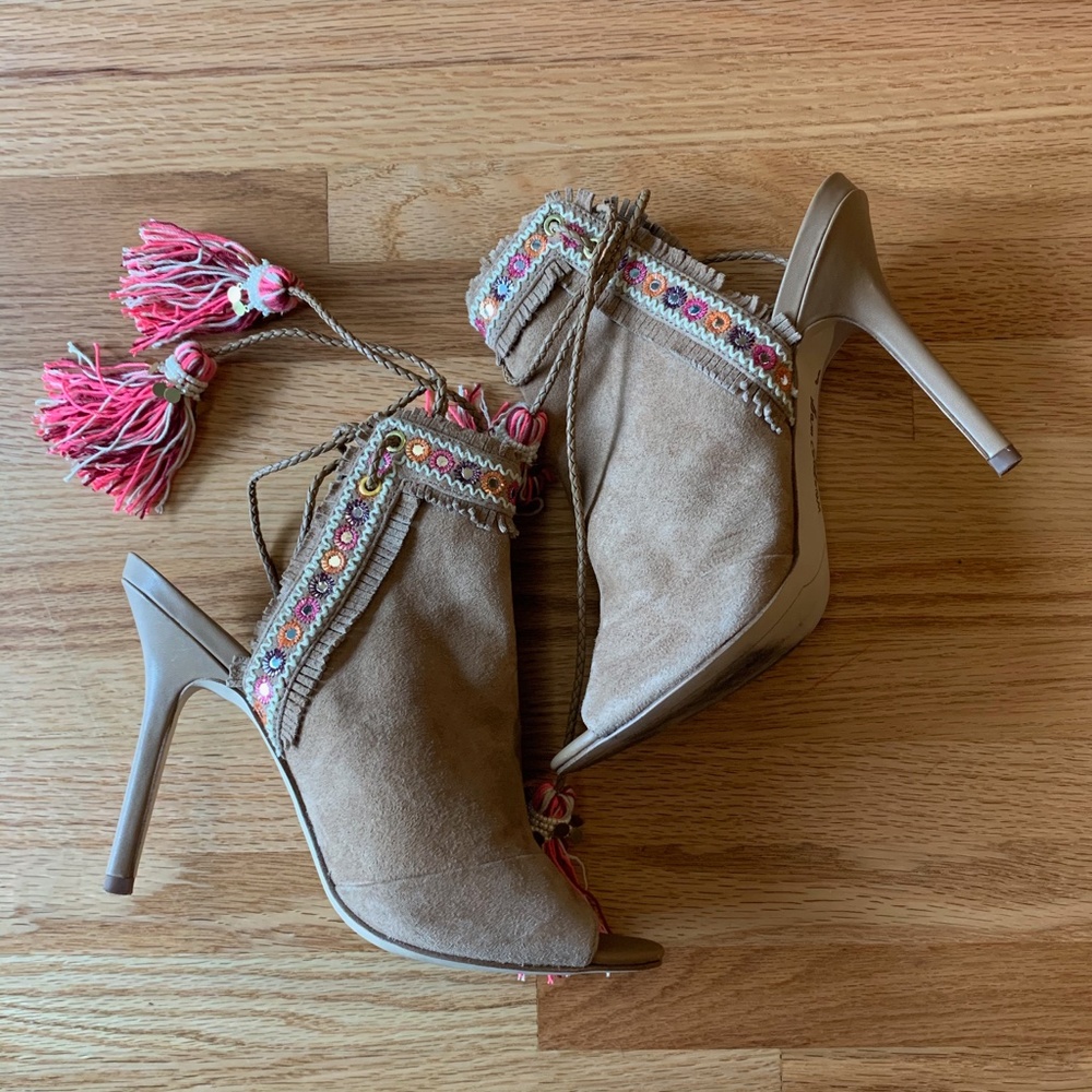 EUC Sam Edelman Artie 2 Camel Suede Size 8